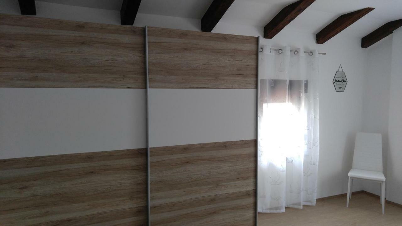 Apartmani Roberta Jurdani Екстер'єр фото