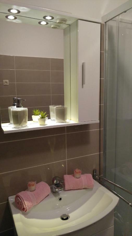 Apartmani Roberta Jurdani Екстер'єр фото