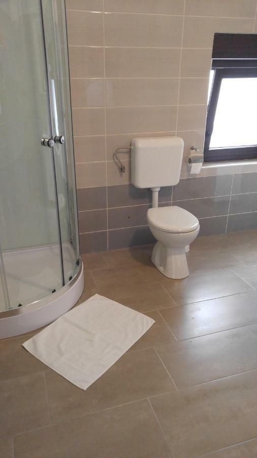 Apartmani Roberta Jurdani Екстер'єр фото