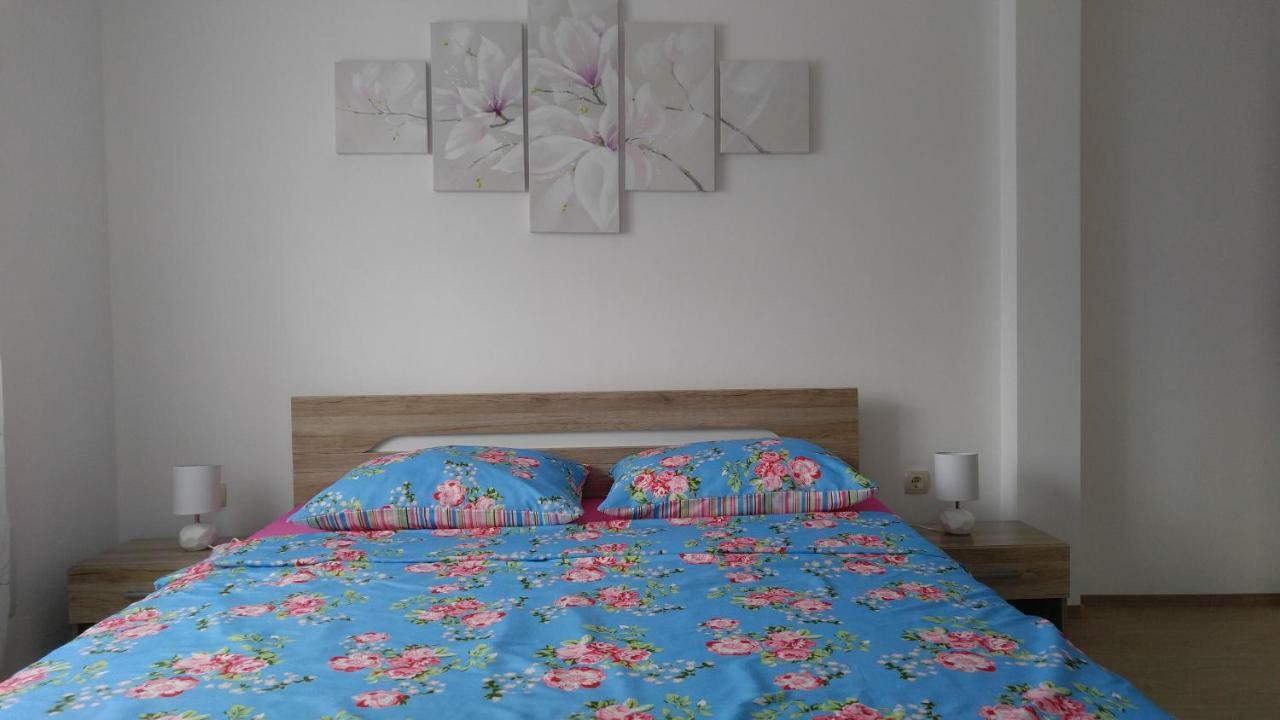 Apartmani Roberta Jurdani Екстер'єр фото