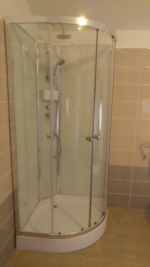 Apartmani Roberta Jurdani Екстер'єр фото