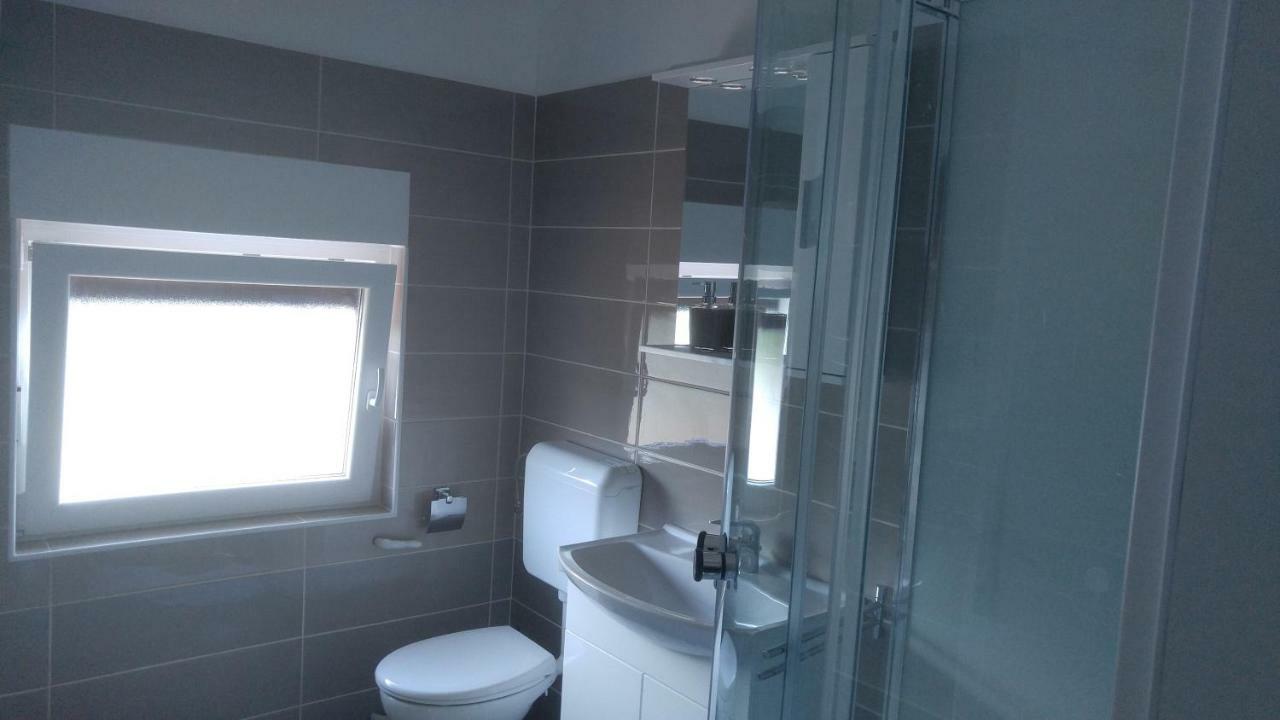 Apartmani Roberta Jurdani Екстер'єр фото