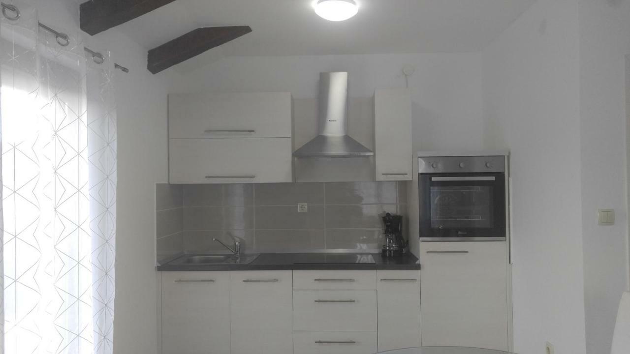 Apartmani Roberta Jurdani Екстер'єр фото